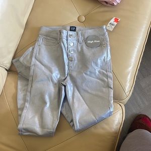 Never worn Gap Girls high rise metallic pants